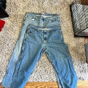 Levi and Sattlebread jeans 42 X 32 smoke free home